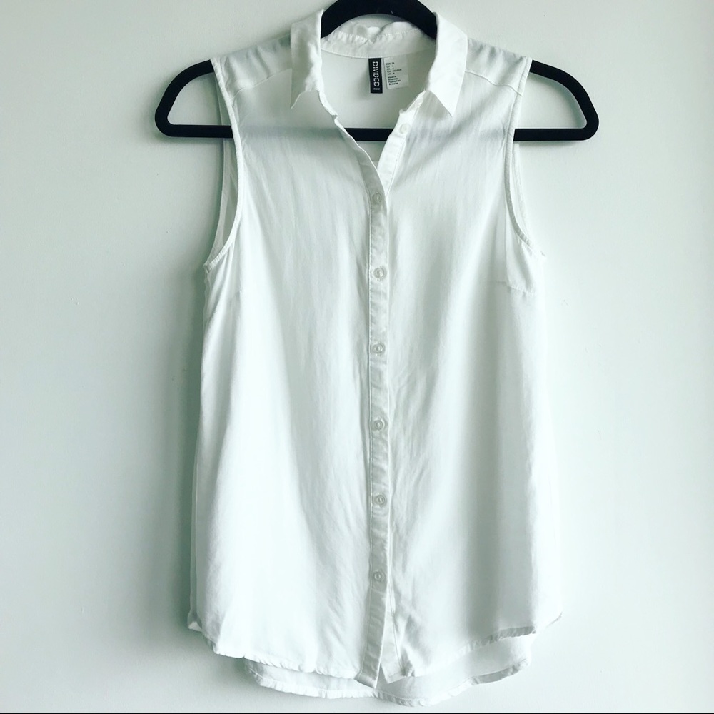 Divided White Button-Up Tank with Collar